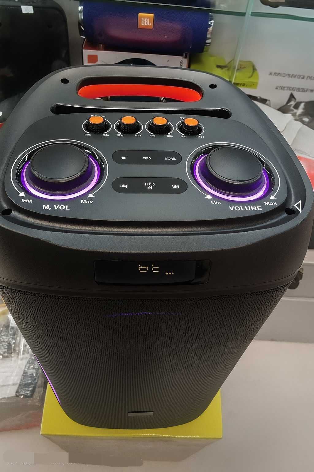 Колонка портативная ZXX 1200 Вт с пультом, микрофоном и TWS-функцией.