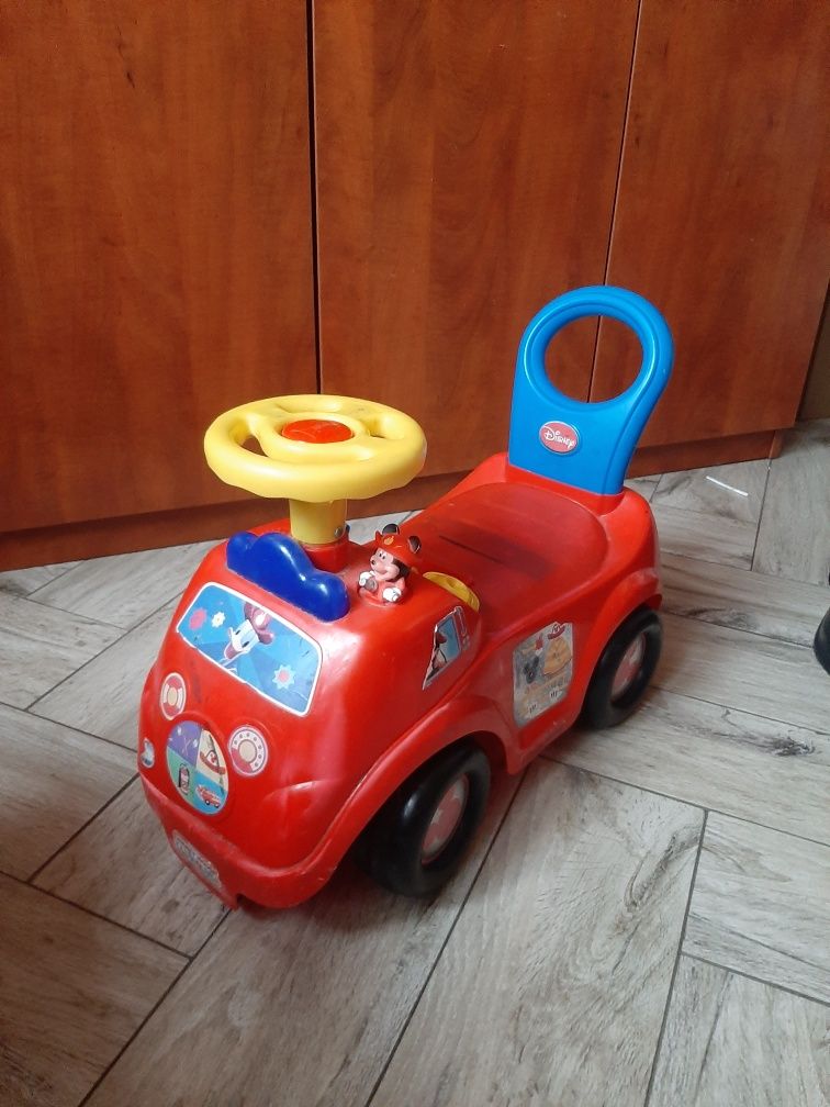 Jeździk pchacz dla dziecka