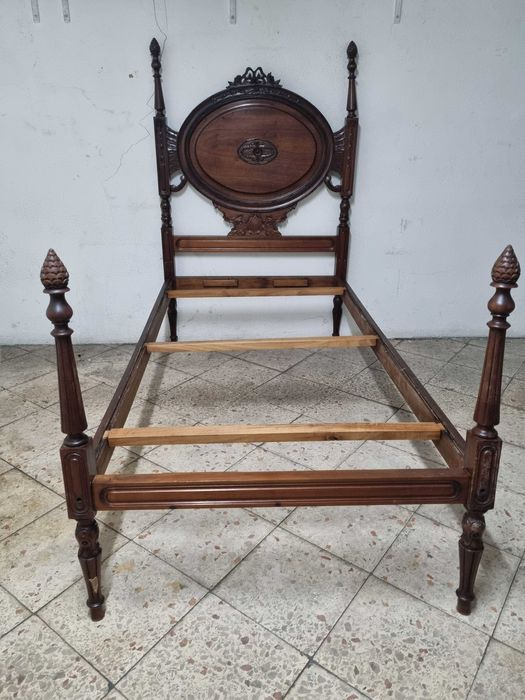 Cama Estilo Luis XIV