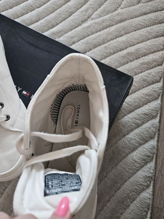 Trampki męskie Tommy Hilfiger 44 kremowe