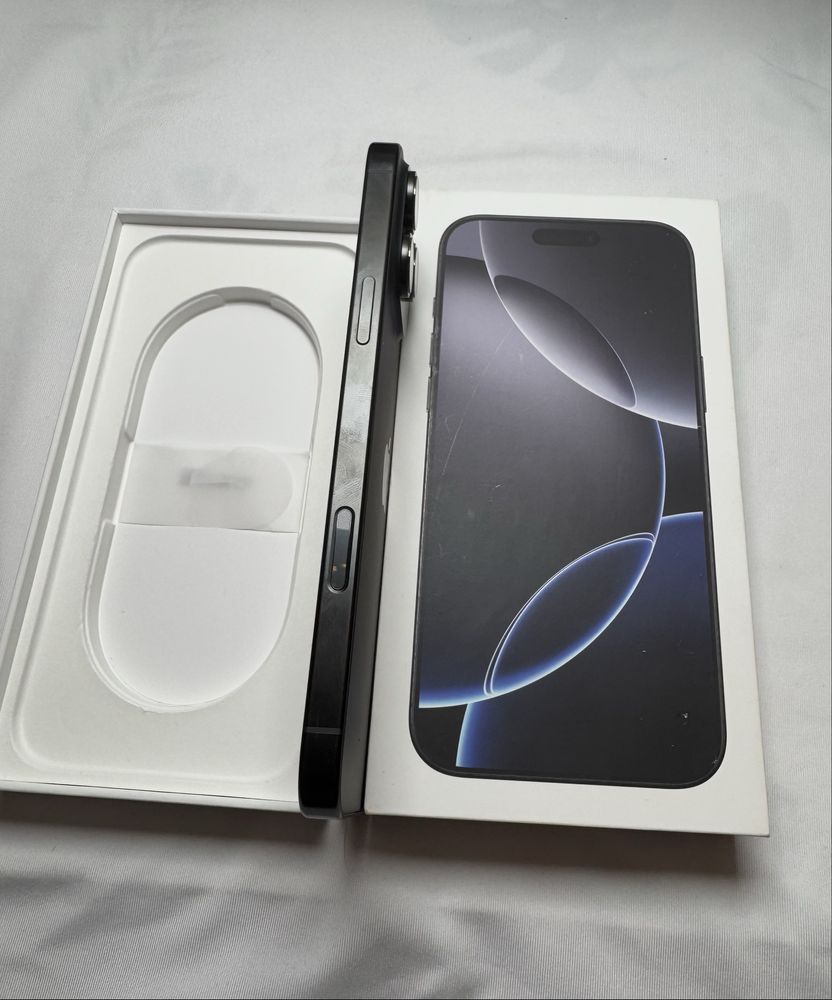 Продам iPhone 16 Pro Max 256Gb esim Black