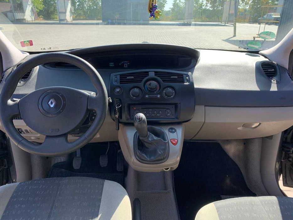 Renault Megane Scenic 2004