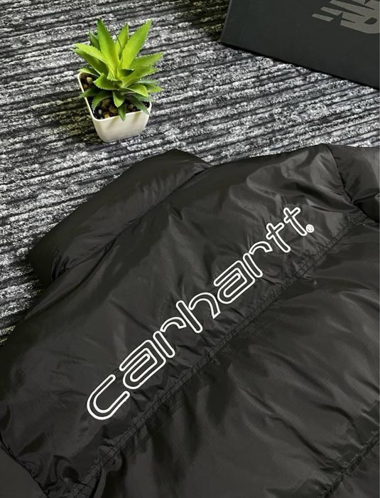 Куртка пуховик Carhartt чорного кольору унісекс