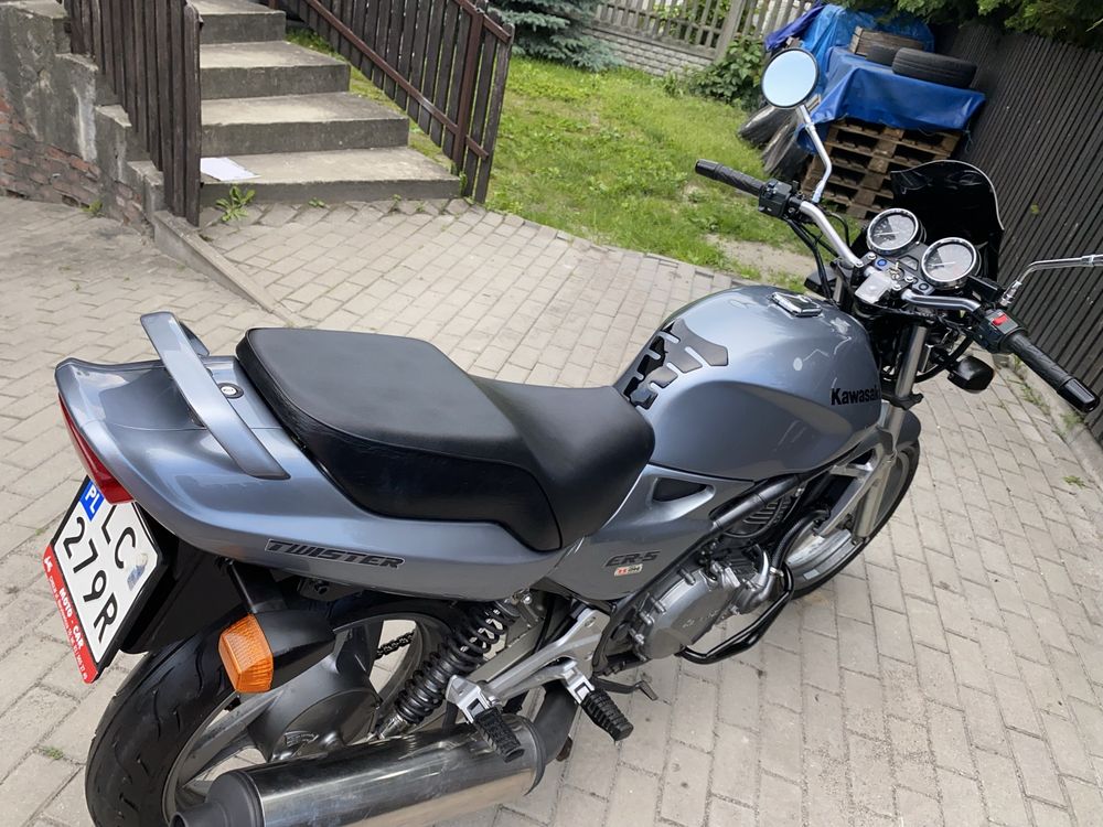 Kawasaki ER5 kategoria A2