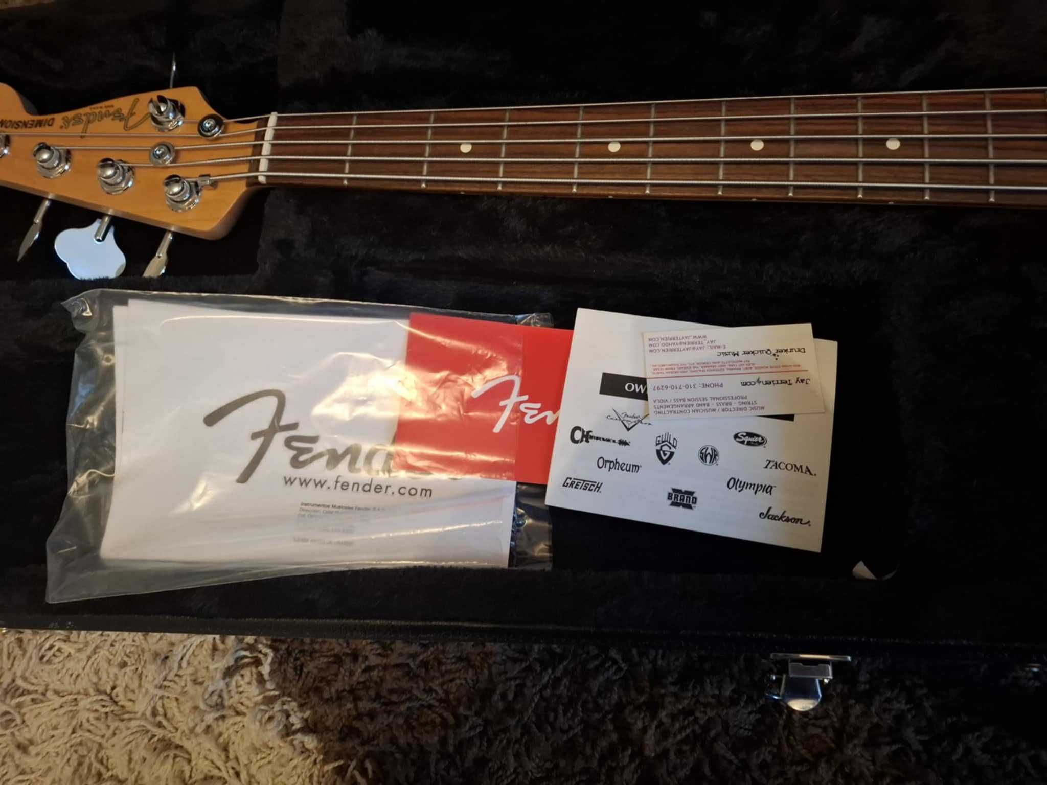 fender bas dimension.made in usa