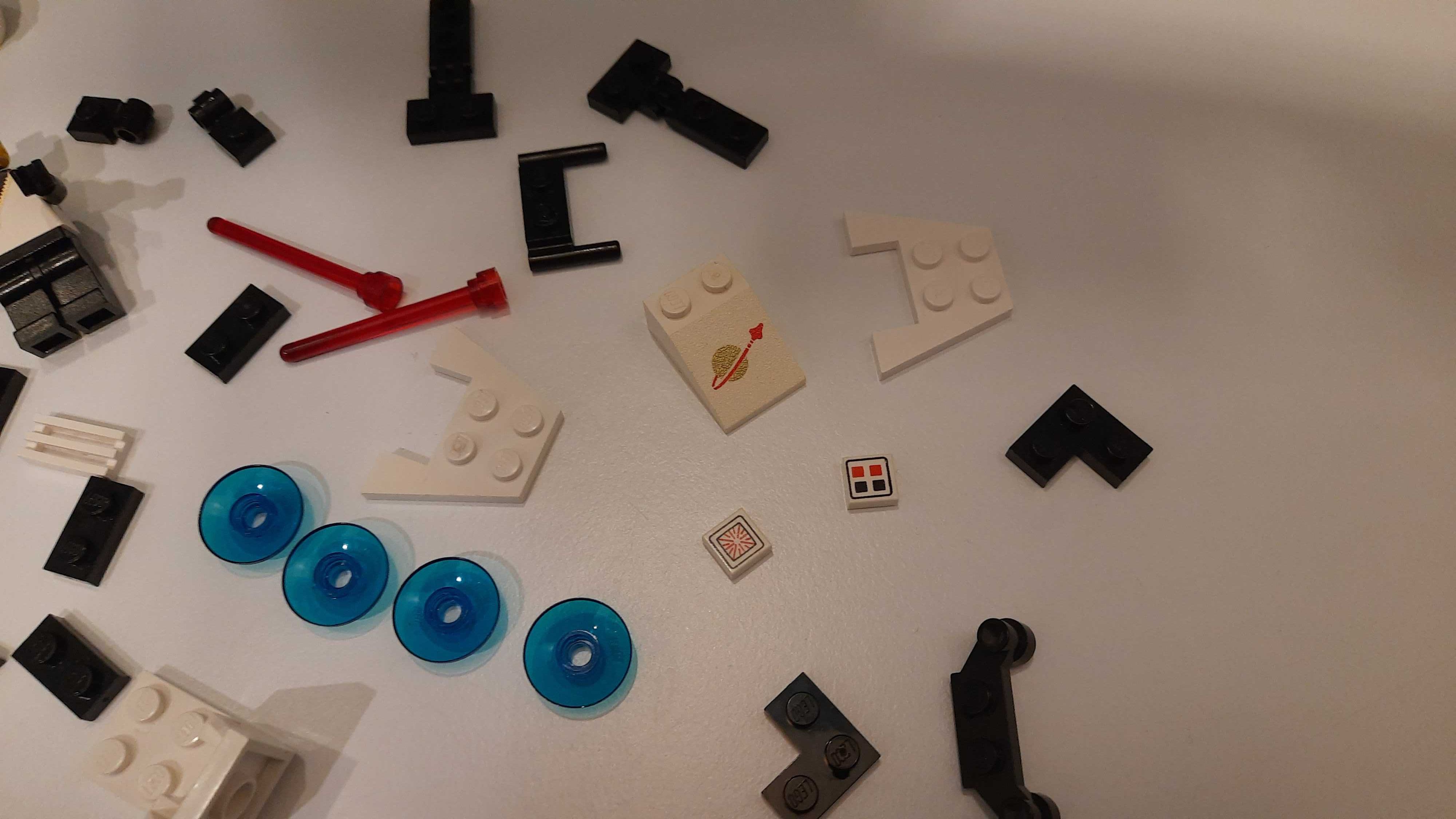 Lego 1974 - 4 space Futuron kosmos