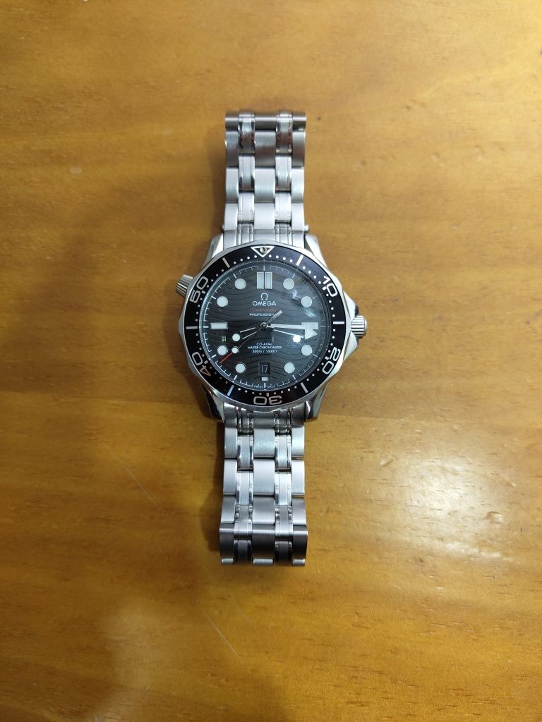 Omega seamaster 300