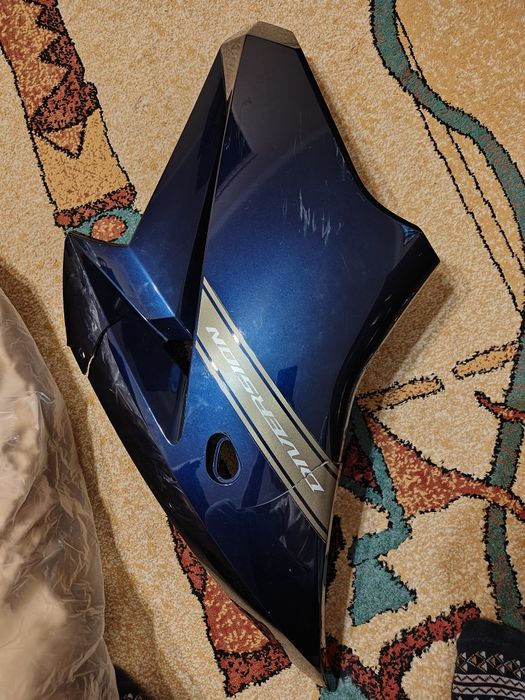 Yamaha pół owiewka lewa do diversion