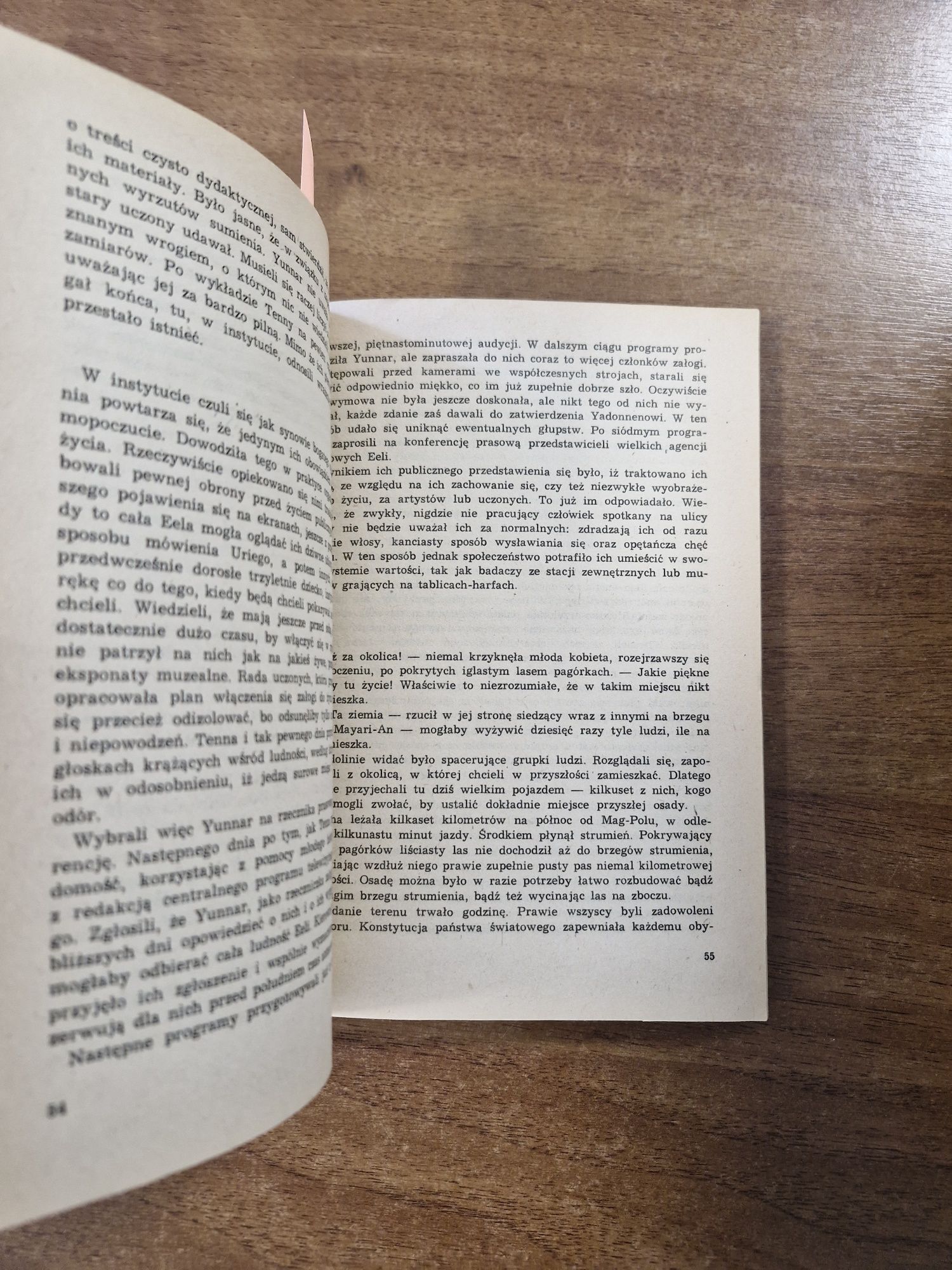 A2212. "Druga planeta słońca OGG" Peter Lengyel