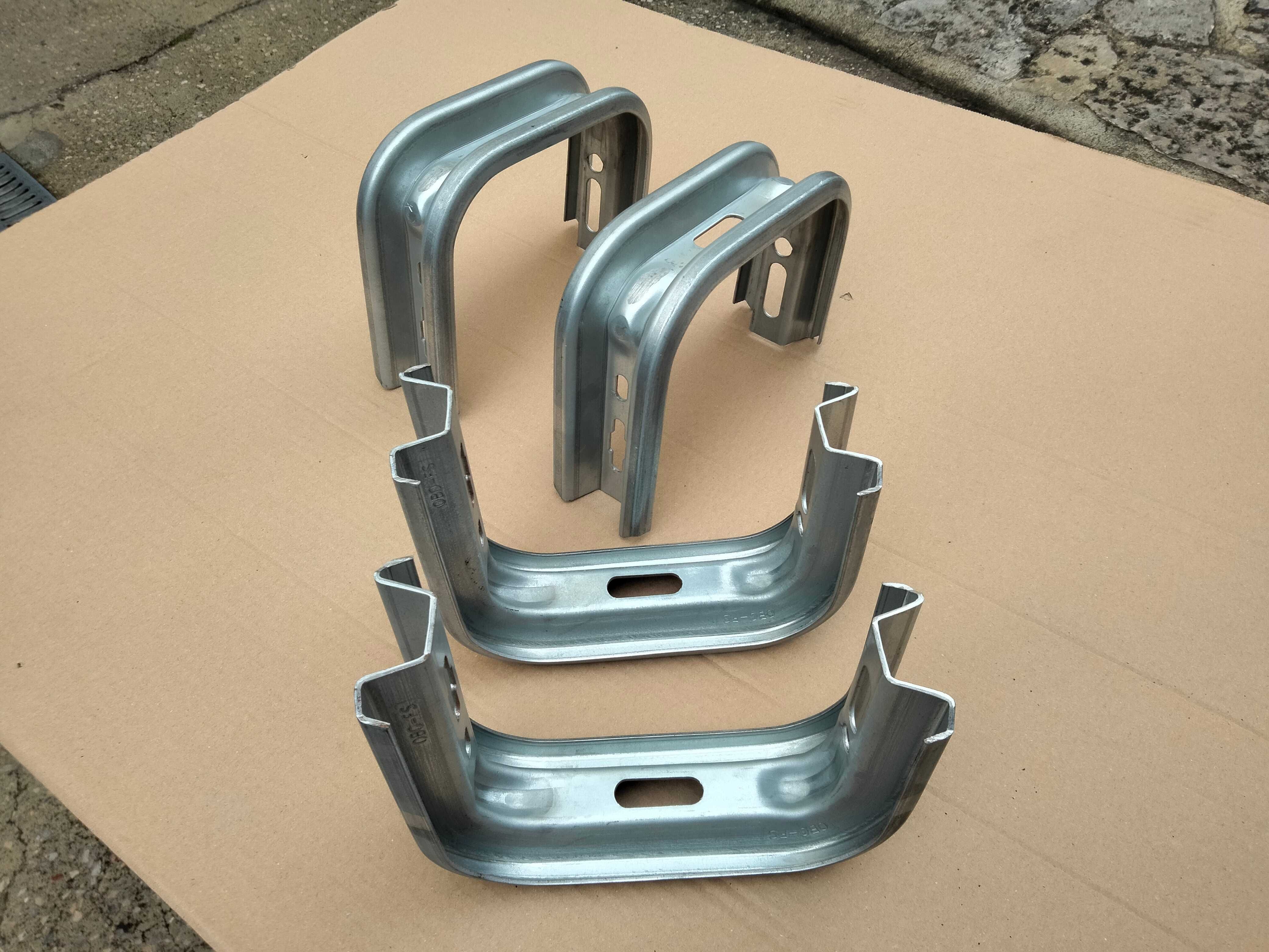 Suportes em aço anodizado