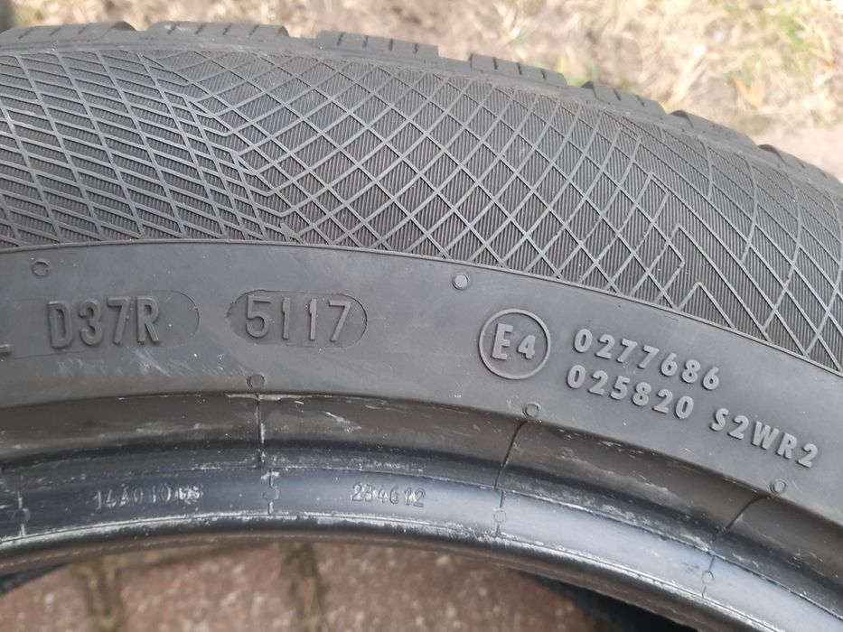 4x Opony zimowe 235/55R18 Continental WinterContact TS850P 6mm