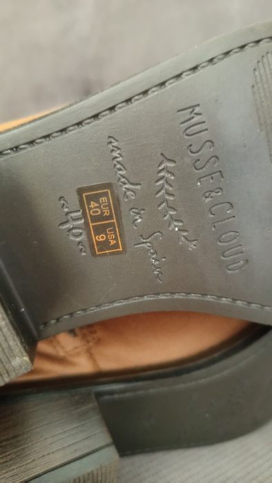 Нові високі чоботи ботфорти натуральна шкіра коричневі жіночі 40