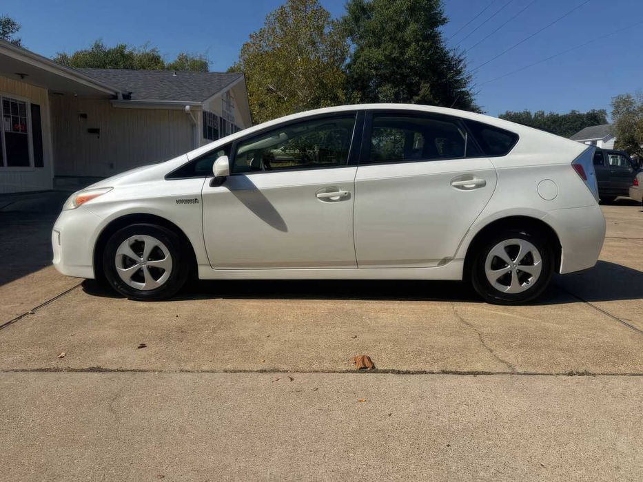 Toyota Prius Four      2015