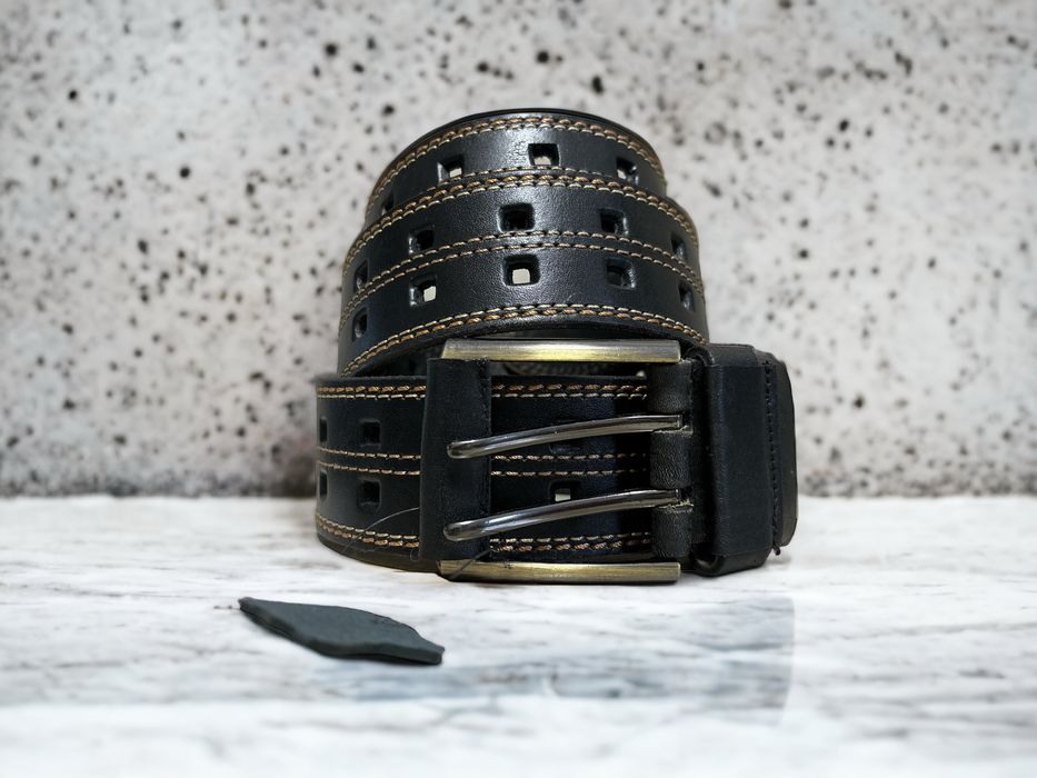 Кожаный мужской ремень в джинсы