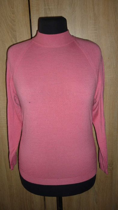 EWM- wełniany damski sweter  r; M/L