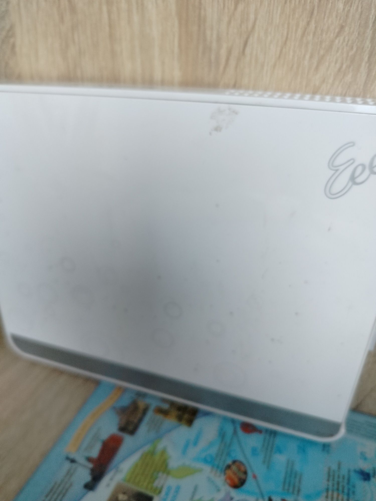 Asus Eee box B202