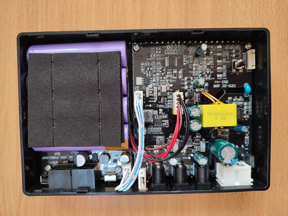 ДБЖ для роутера DC1018P DC UPS 10400 mAh Black