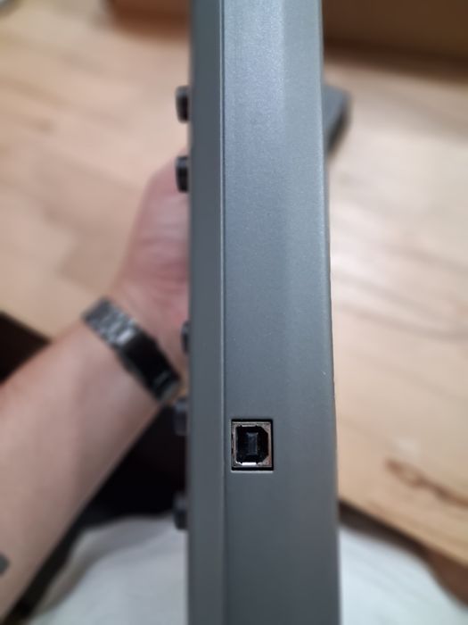 Softube Console 1 – Como Nova, com caixa e cabos originais