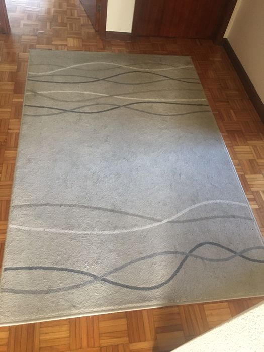 Tapete pelo curto bege