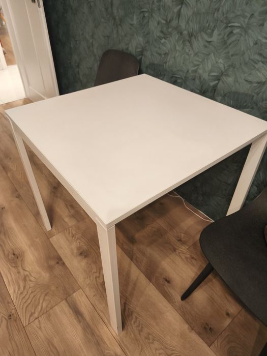 VIHALS stół Ikea