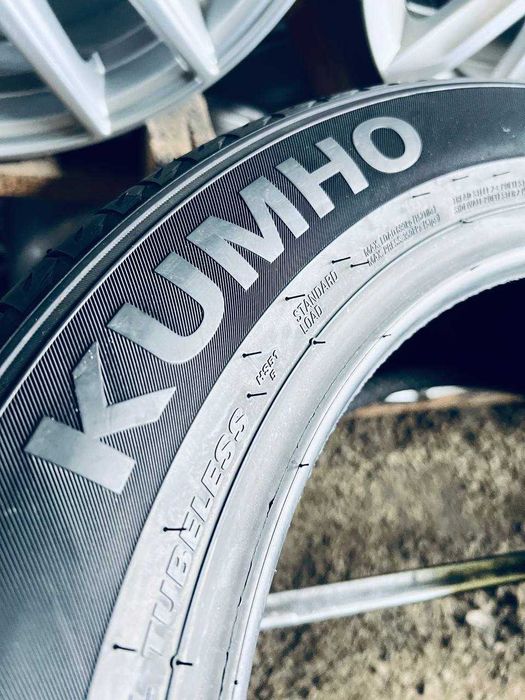 Шини Як Нові Літні 21Рік 215 55 18 Kumho Ecsta HS51 [3721] 4шт