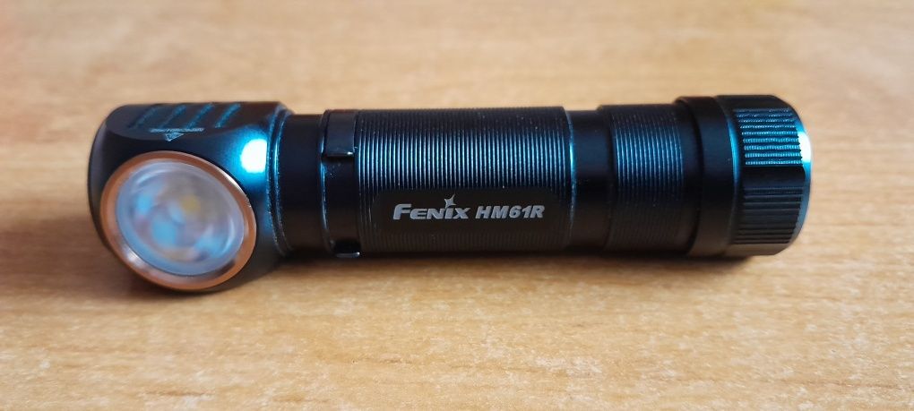Latarka Fenix HM61R