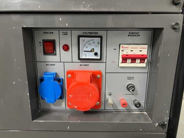 Agregat Prądotwórczy -AVR  DERNBACH DNB  618 /230V+400V /Germany