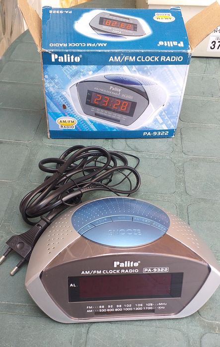 Candeiro 250V/50-60HZ em ótimo estado