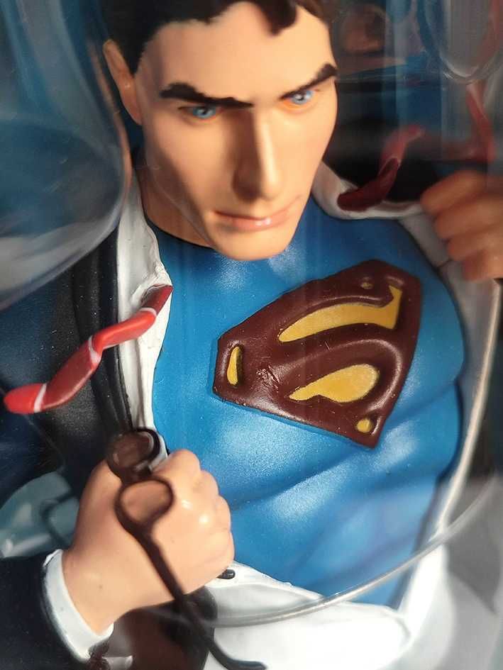 Busto/action figure Superman returns NOVO