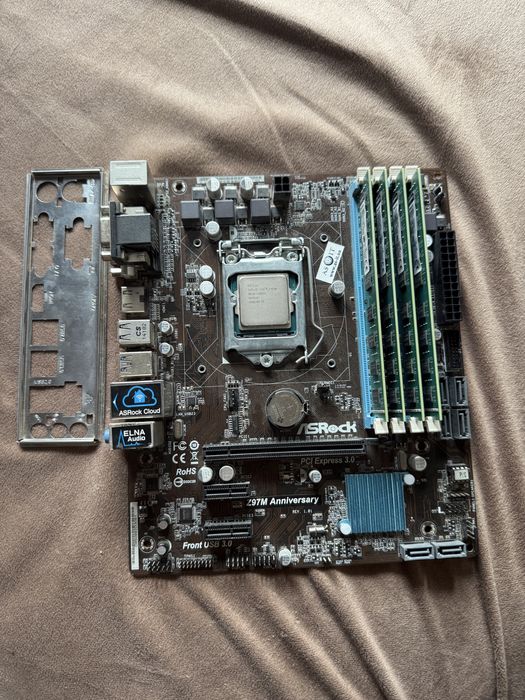 Intel core i7-4790 asrock z97m ddr3 32gb