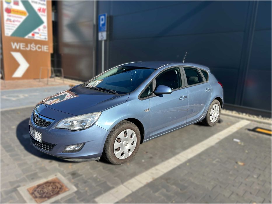 Opel Astra J 1.4 Turbo 140 KM – Benzyna, Hatchback