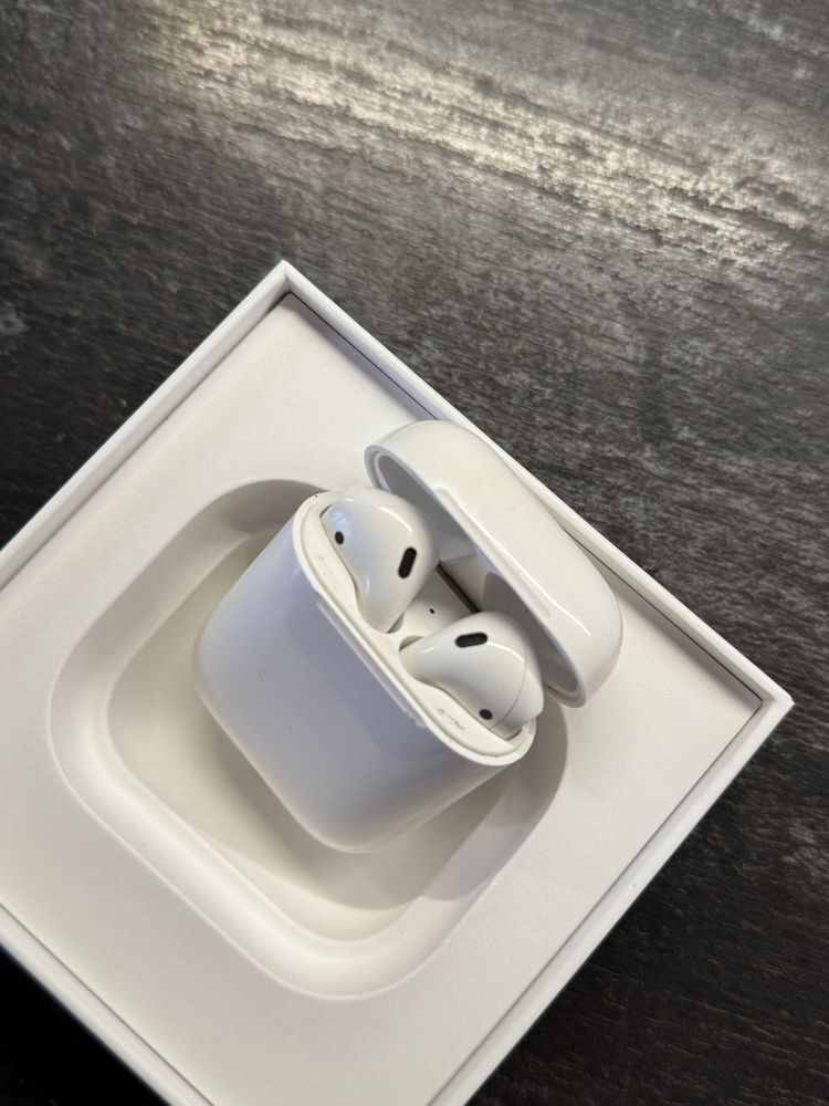 Навушники Airpods