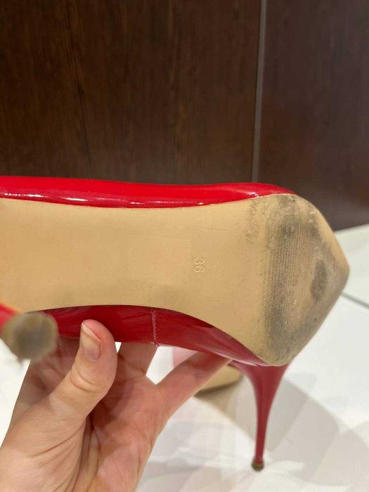 Guess лаковані туфлі на підборах, 36 р.