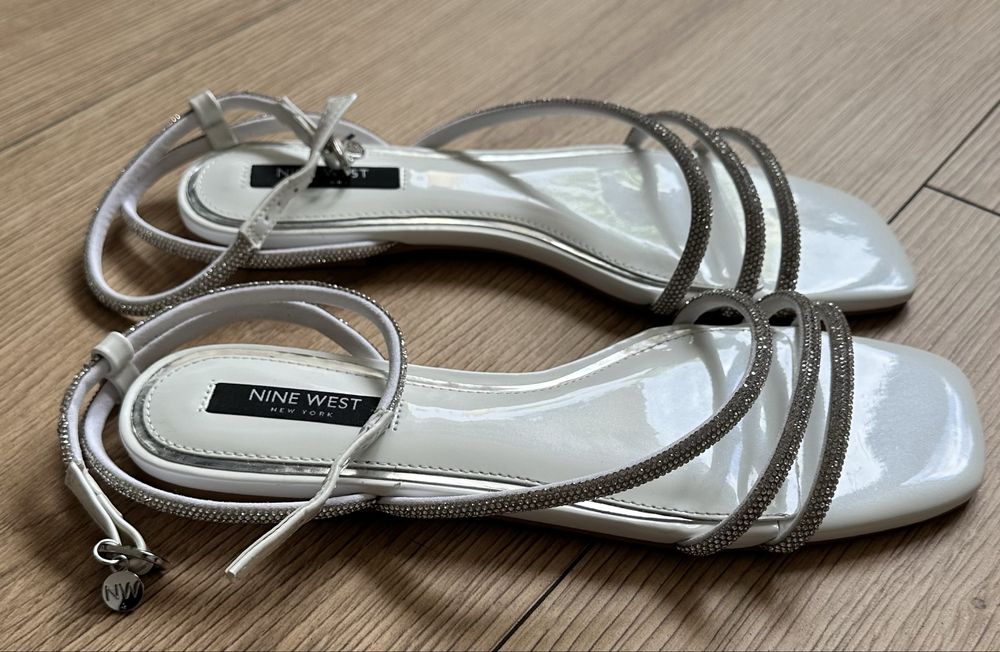 Buty samdały białe do ślubu 38 NINE WEST WFA2766-1