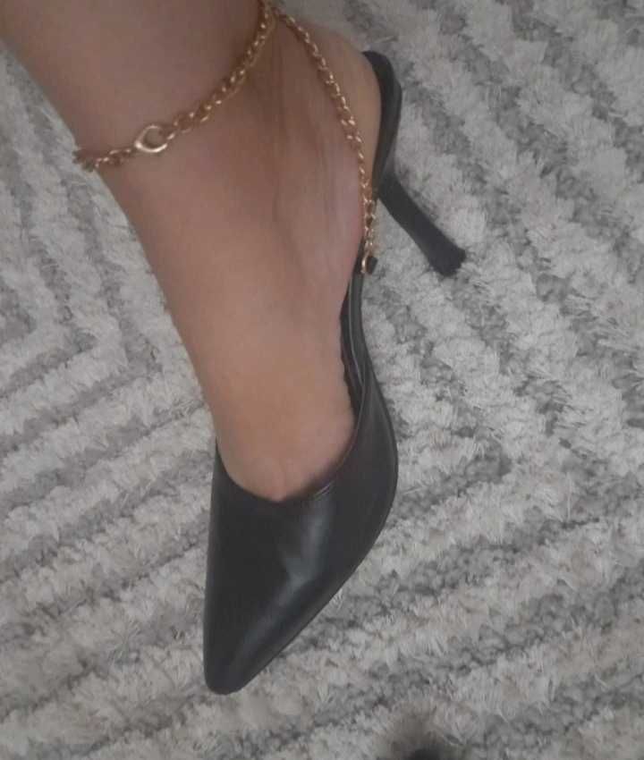 Stiletto tamanho 38 novos