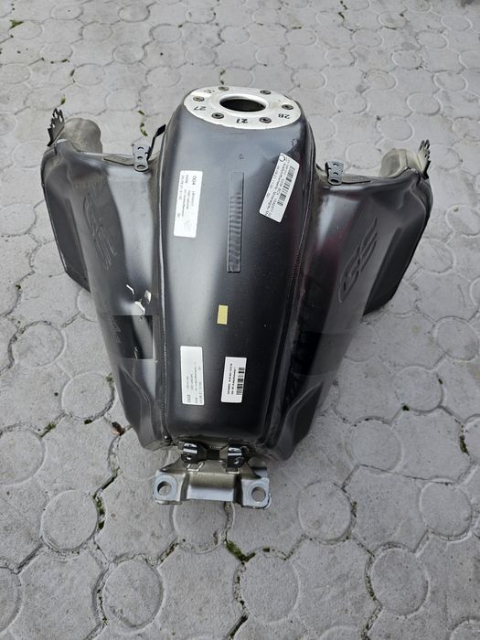 Zbiornik paliwa bmw gs 1250 adventure