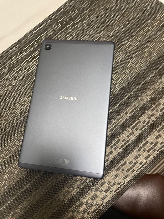 Планшет        Самсунг