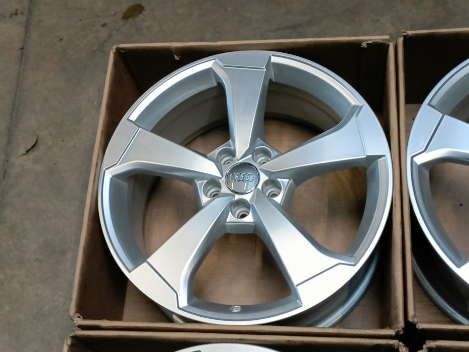 Alufelgi Felgi Audi 19 cali 5x112 A3 S4 RS3