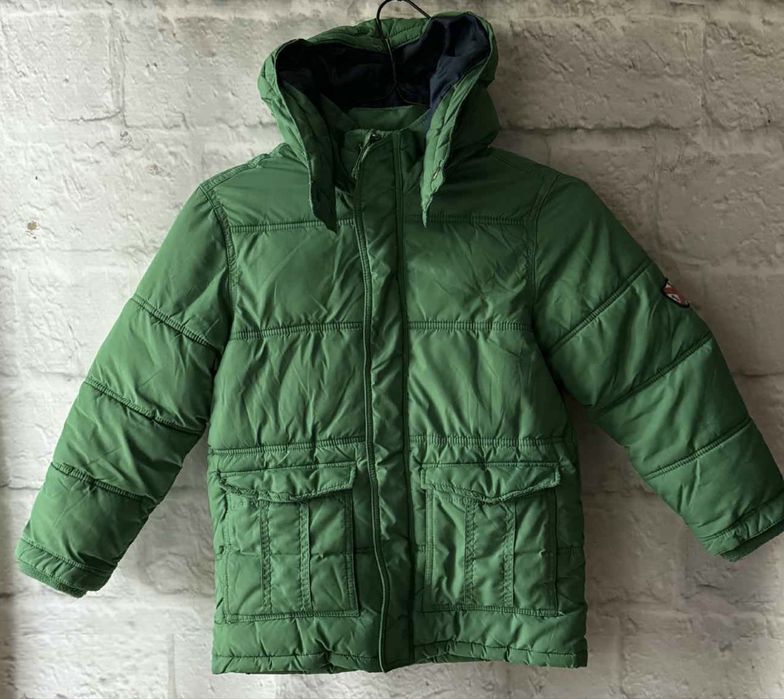 Zielona zimowa kurtka H&M 7-8 lat 122-128cm