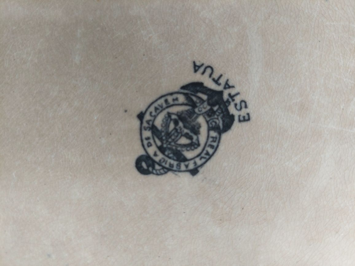 Travessa antiga da Fábrica de loiças de Sacavém.