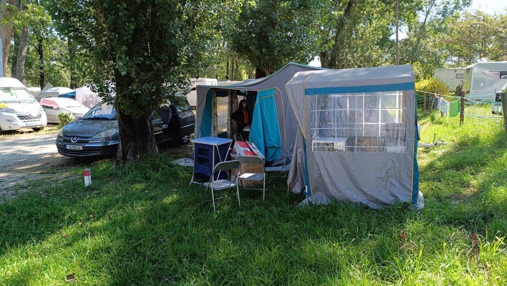 Auto tenda saurim