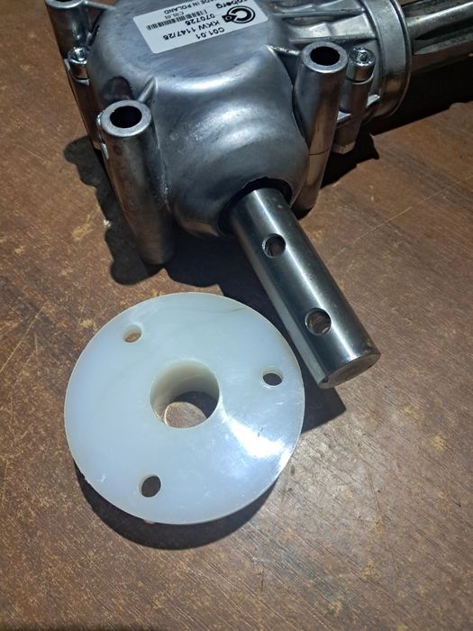 Редуктор розкидача навісного,лійки jar-met 500л запчастини на розкидач