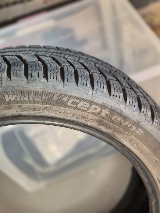 Komplet opon zimowych hankook 225/45/18 incept evo2 95v xl 2019