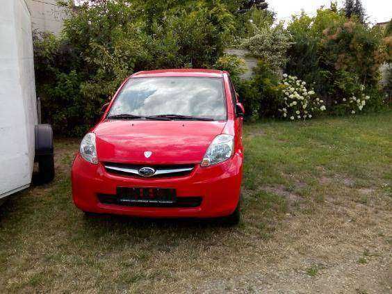 Subaru Justy uszkodzone,
