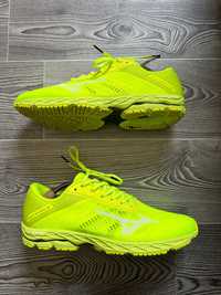 Беговые Кроссовки mizuno wave shadow 3 размер 44,5 стелька 28,5