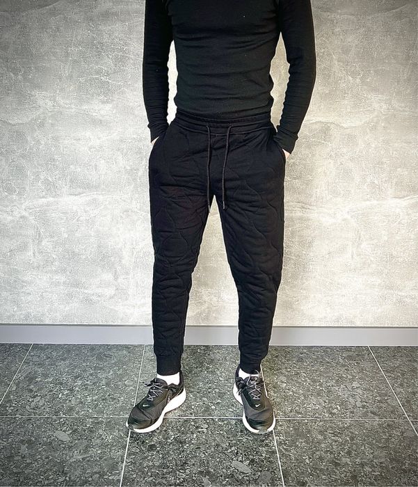 Нові штани теплі стьобані Cropp чорного кольору розмір S