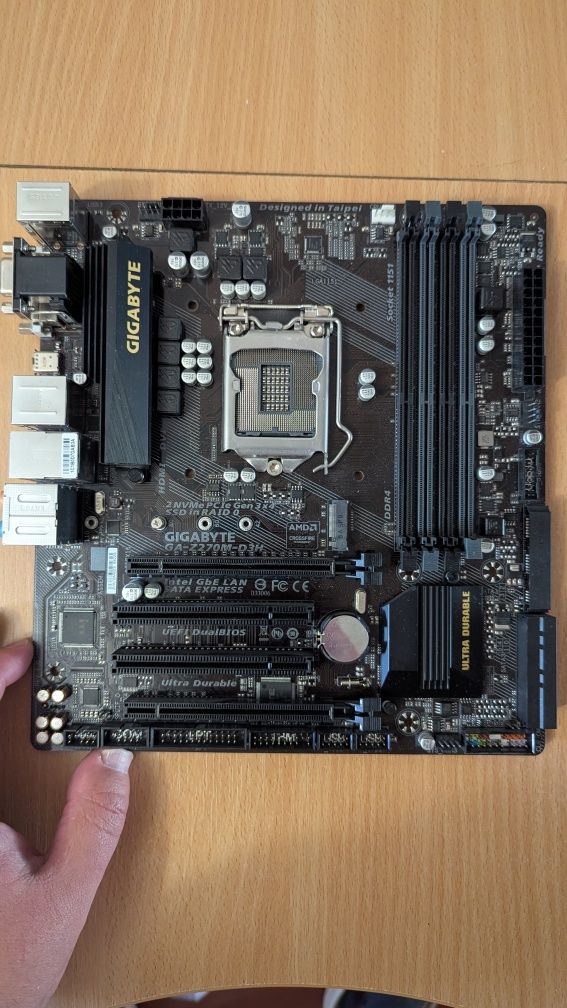 Материнская Плата Gigabyte GA-Z270M-D3H Socet1151 Ddr4