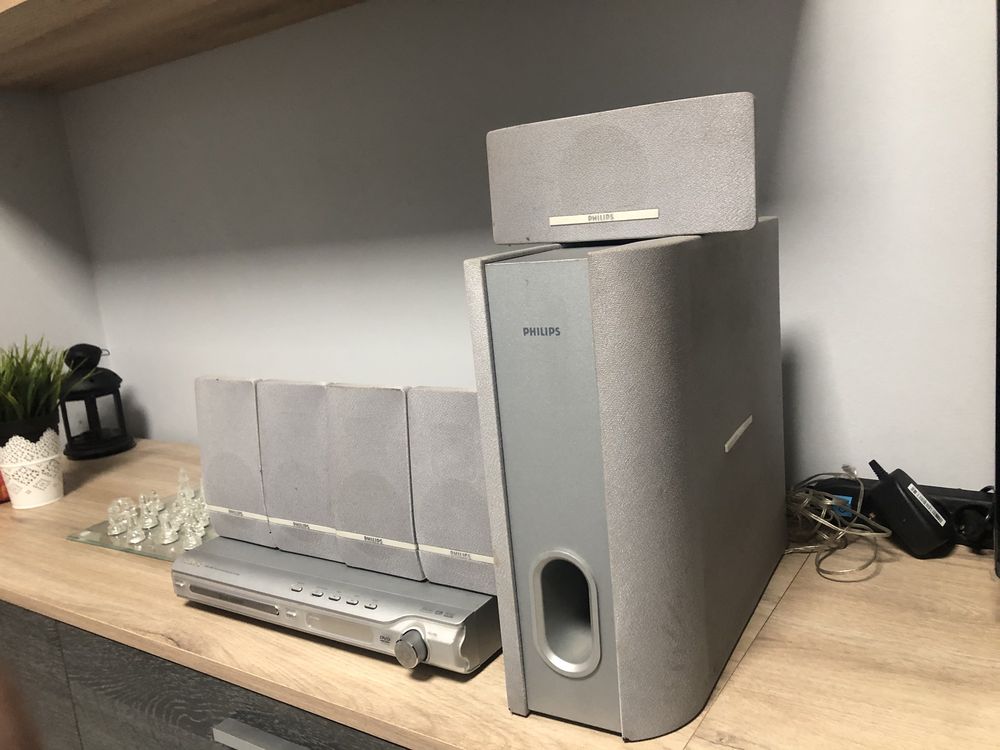 Sistema de som Home cinema PHILIPS HTS 3300