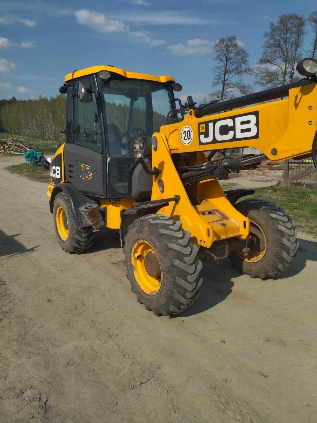 Ładowarka  JCB przeglubowo-teleskopowa