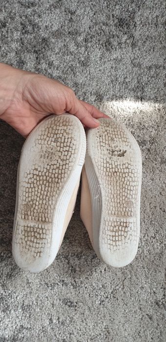 Tenisowki kapcie trampki polbuty sneakersy na rzep rzepy